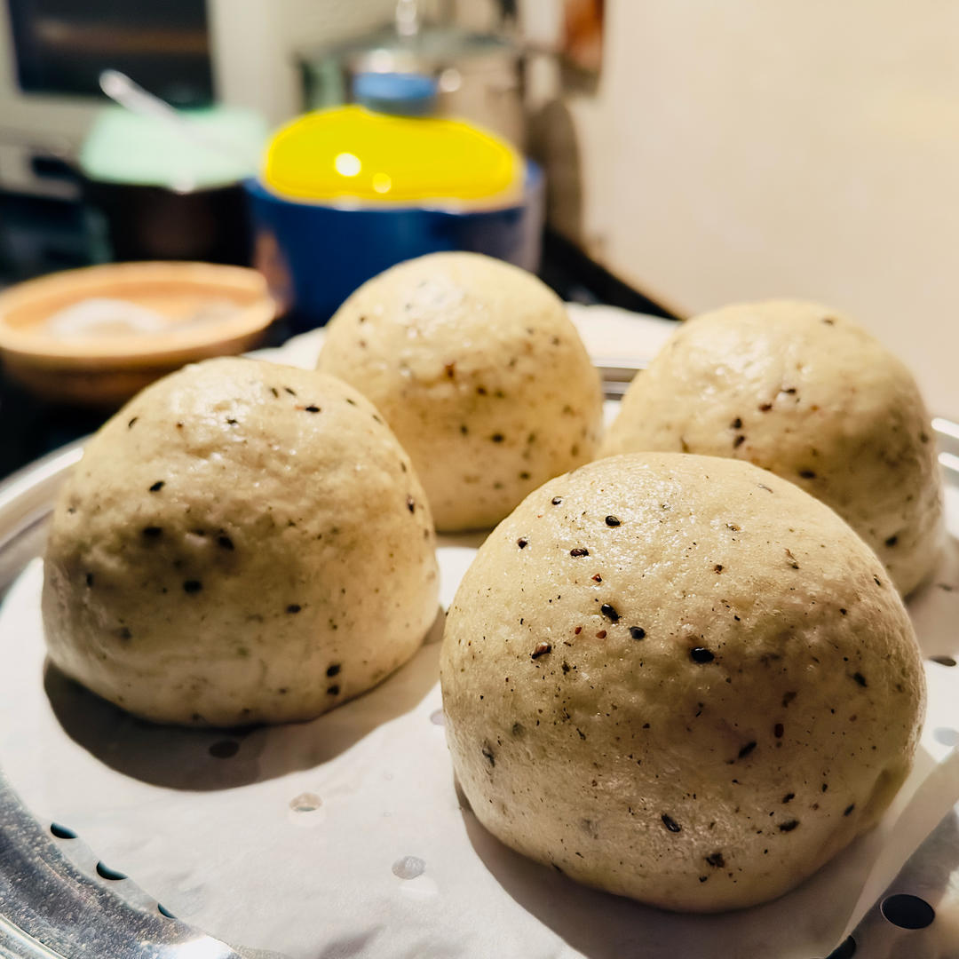 黑芝麻花生乳酪蒸包（一次发酵）