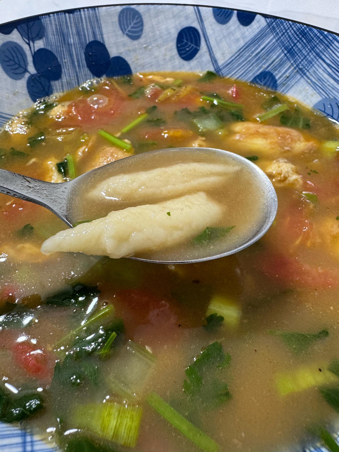 今日食谱：山药小鱼面
软嫩爽滑，养胃易消化。特别适合做给孩子吃