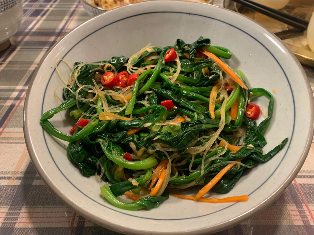 万能凉拌菜料汁（凉拌菠菜粉丝）