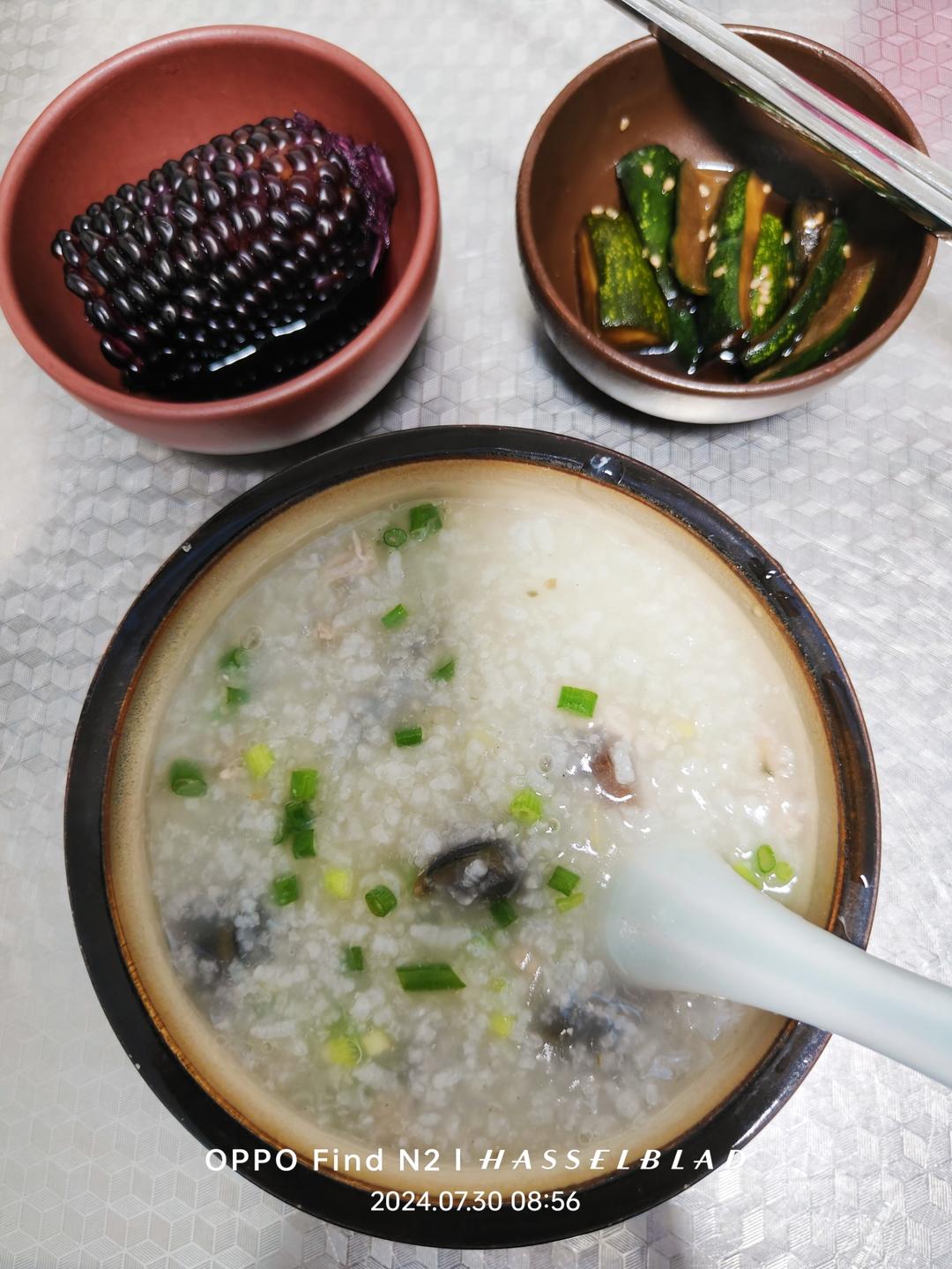十五分钟快手之香滑皮蛋瘦肉粥(附五分钟电饭煲电压力锅更快捷方法)