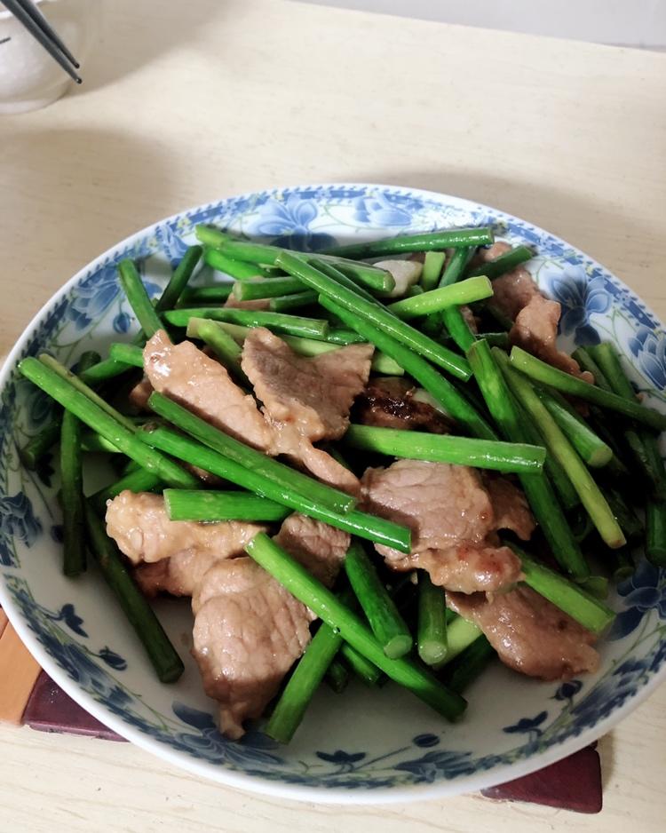 蒜苔炒肉