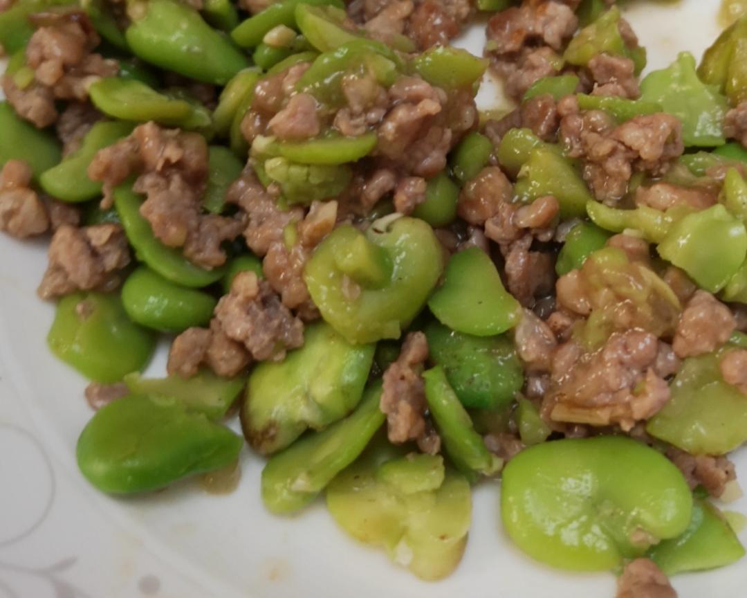 肉末蚕豆的做法