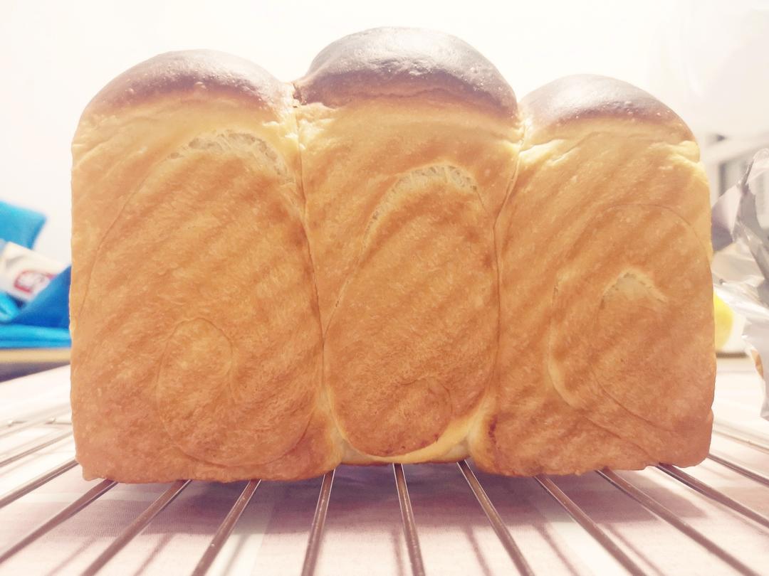 爆发力极强的！布里欧修皇冠吐司！