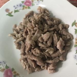 鱼香肉丝这样做才地道好吃😋的做法 步骤5