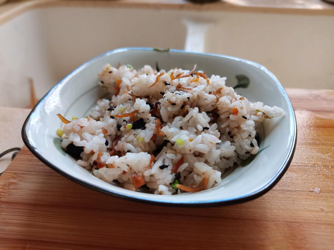 梅子小银鱼炒饭