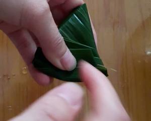 江南三角粽的包法(附视频)的做法 步骤15