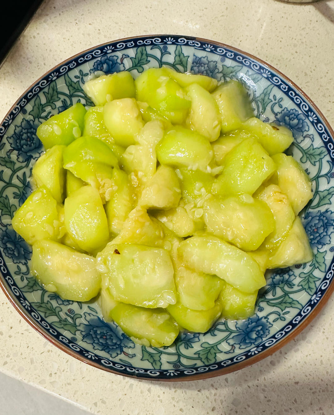 素炒丝瓜|这样做绝了！简单又好吃！