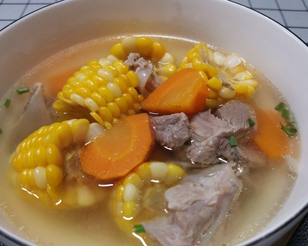 排骨玉米胡萝卜汤的做法