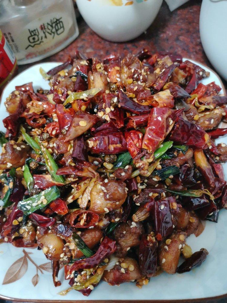 人见人爱的辣子鸡