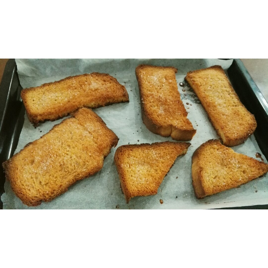 蜂蜜黄油面包干—打发电视时间的好伙伴~