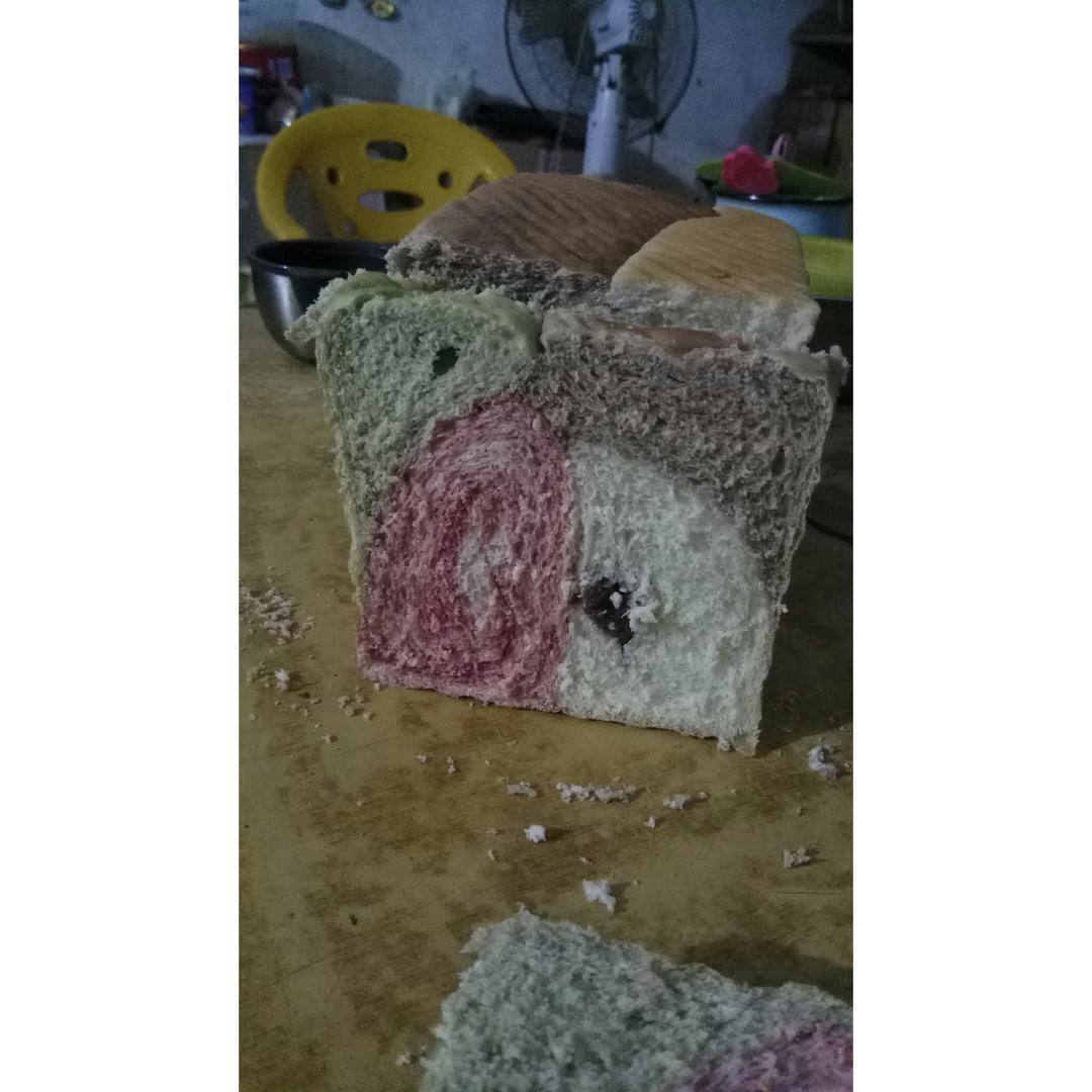 蔓越莓三色吐司