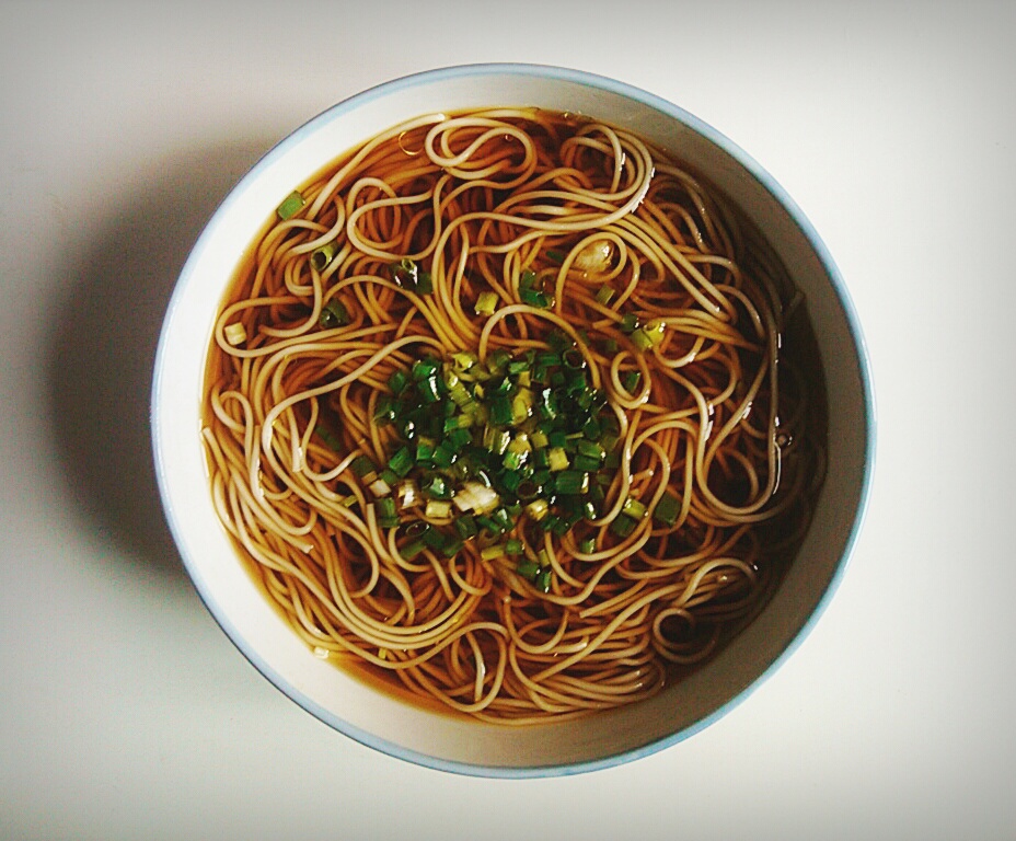 小葱麻油酱油面