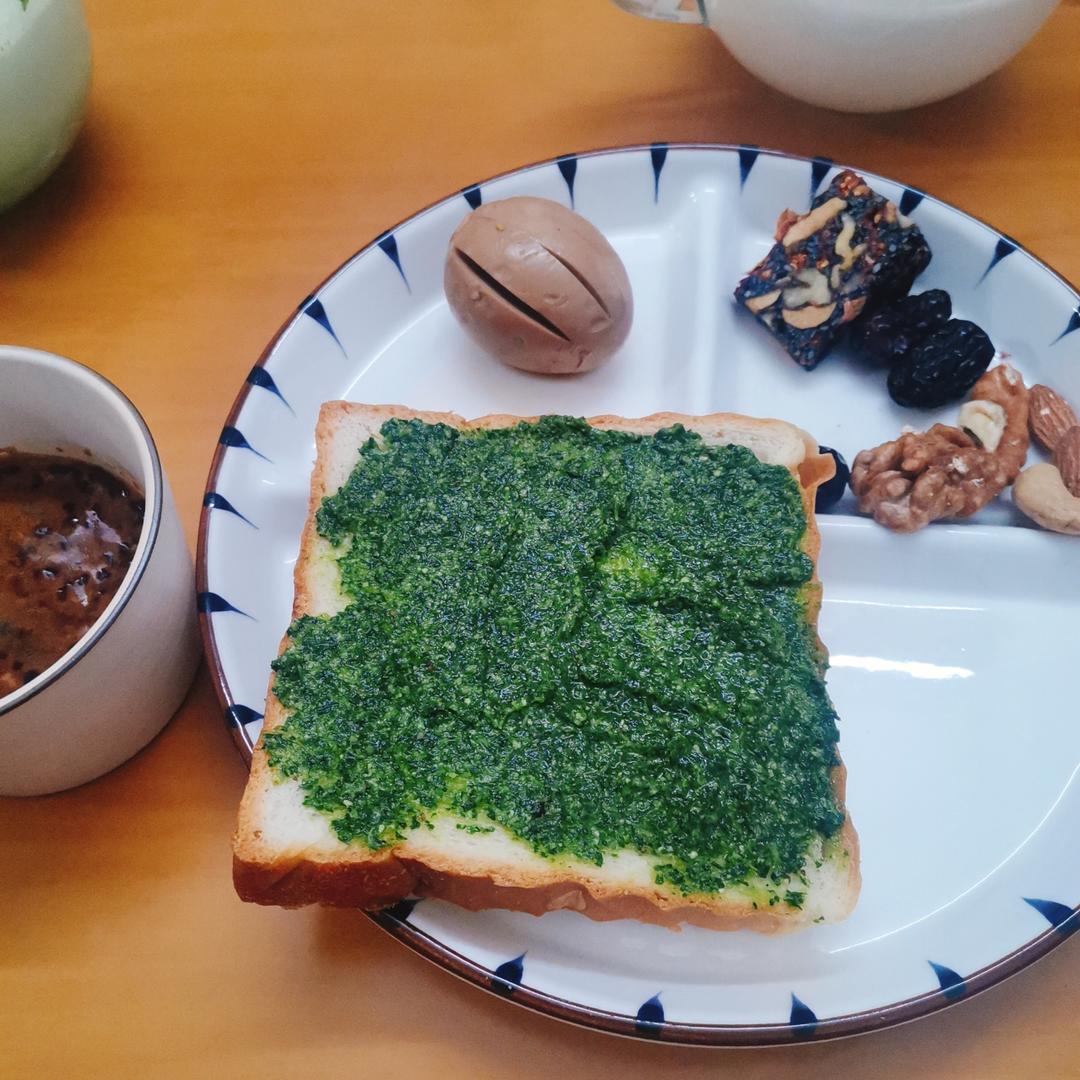 安闹闹夏日私房罗勒青酱