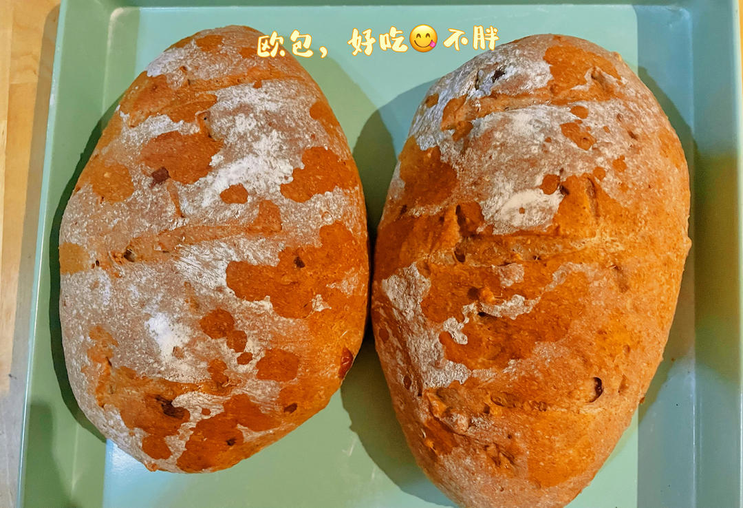 全麦蔓越莓核桃软欧包