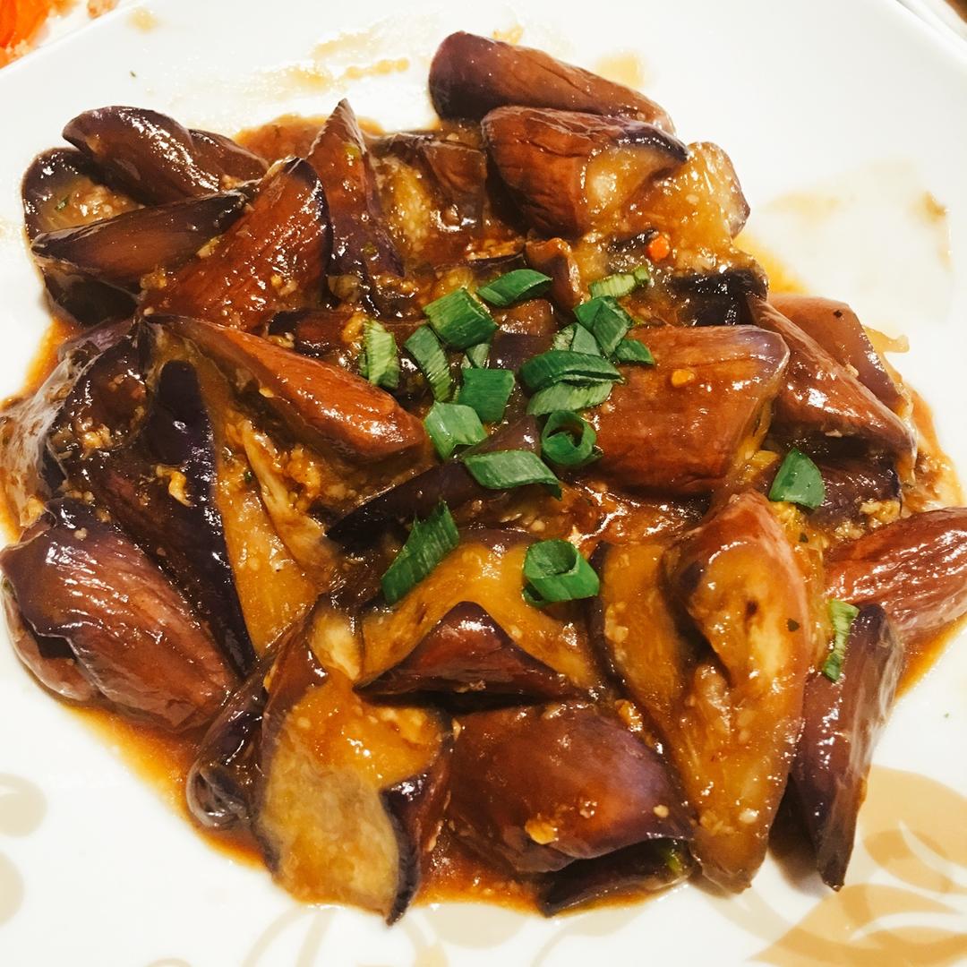 红烧茄子（教你炒茄子不变色的小妙招）