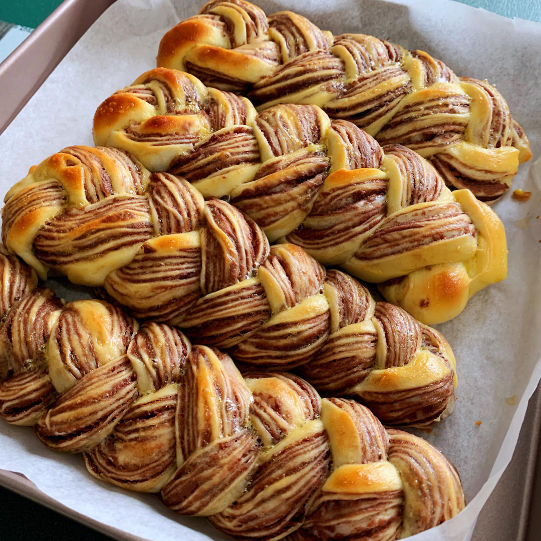 一次性发酵辫子红豆面包