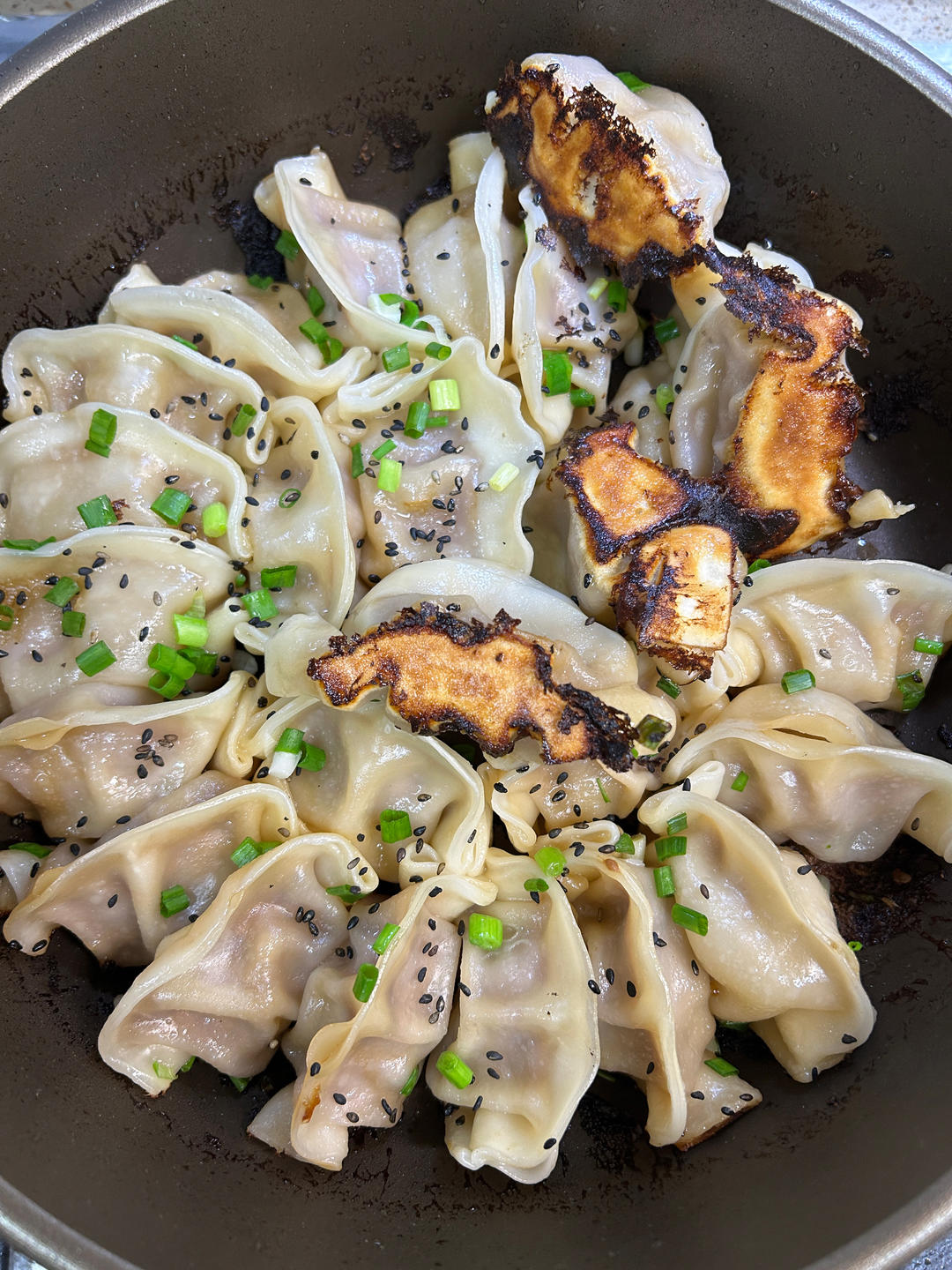 锅贴饺子