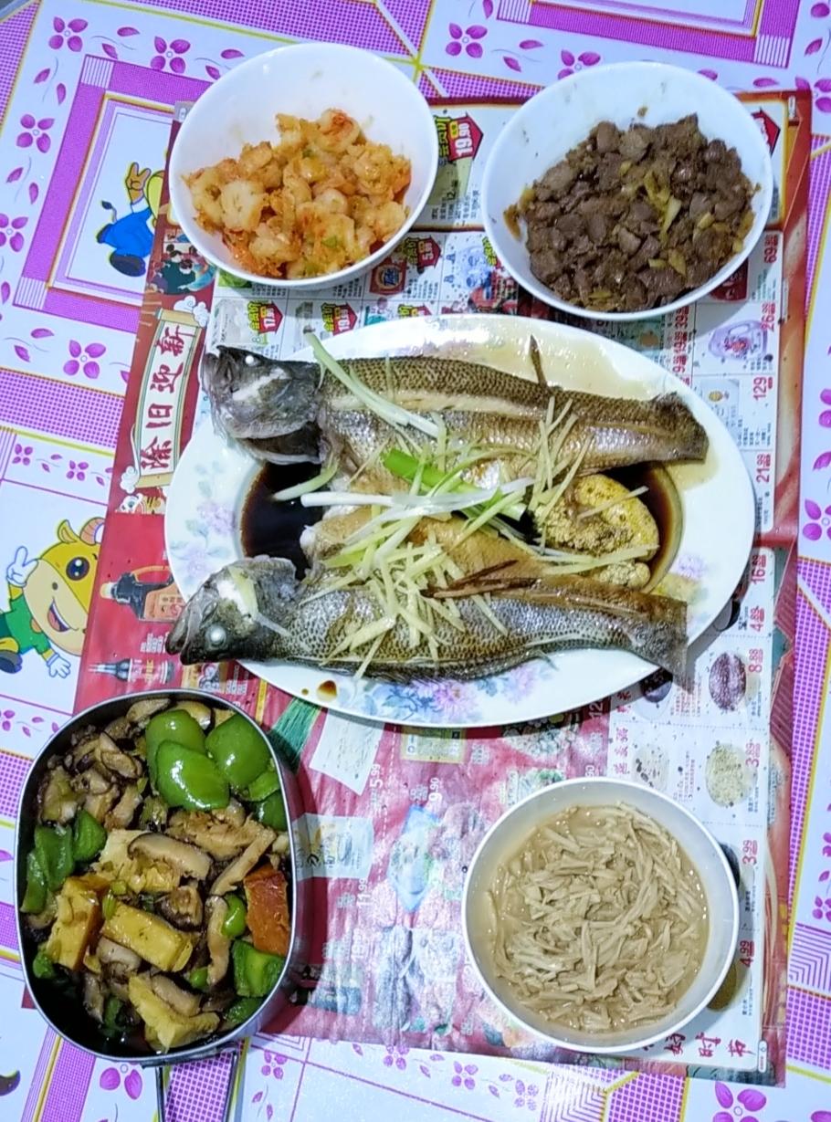清蒸鲈鱼
