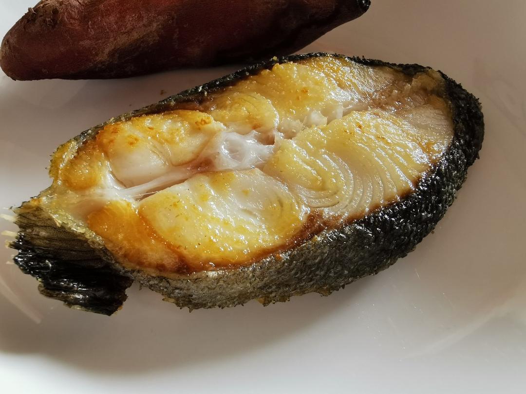 简单煎银鳕鱼