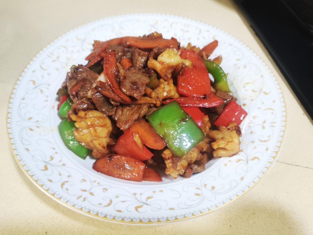 鲍鱼辣椒炒肉
