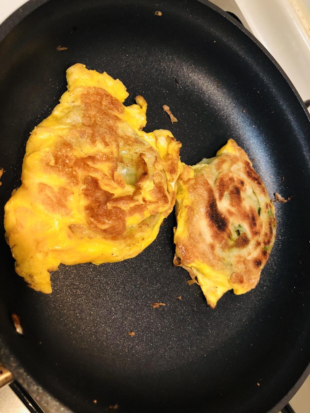 簡易版餛飩皮蔥油餅的做法 步骤9