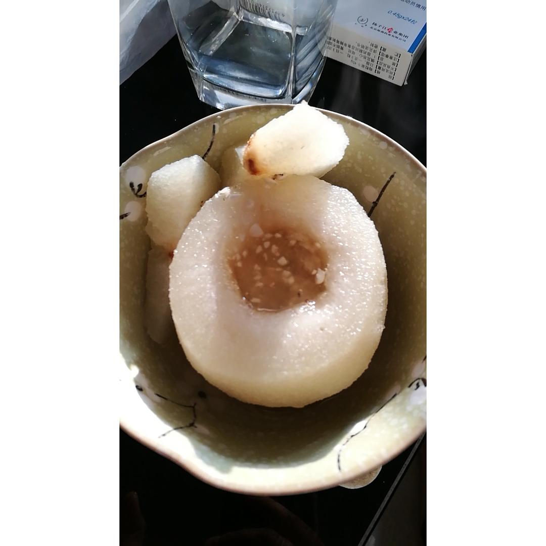 川贝冰糖炖雪梨