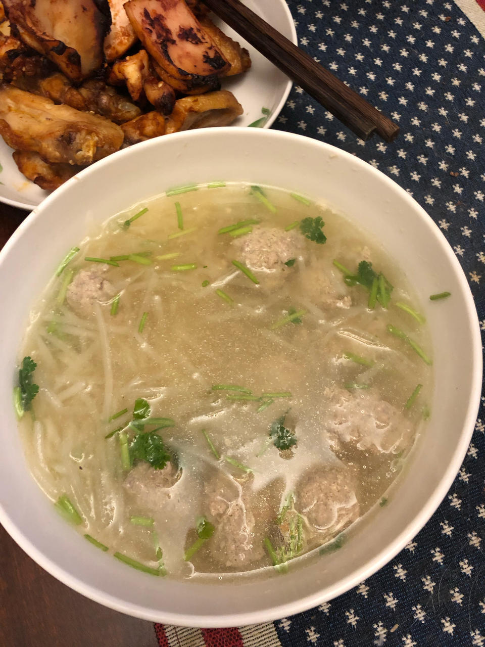 立秋以后必吃的萝卜肉丸子汤🍲