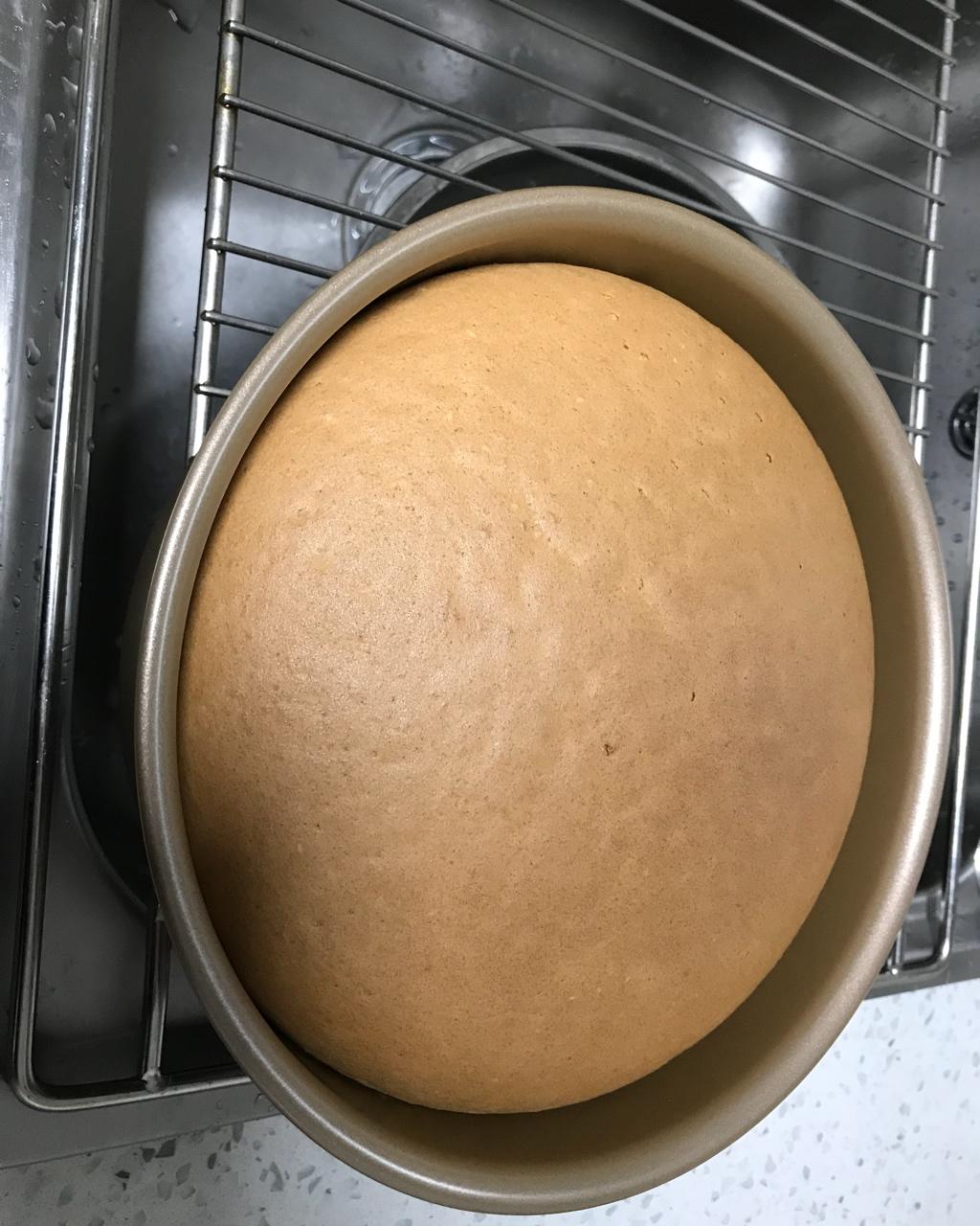 烤箱做蛋糕（戚风蛋糕的做法）