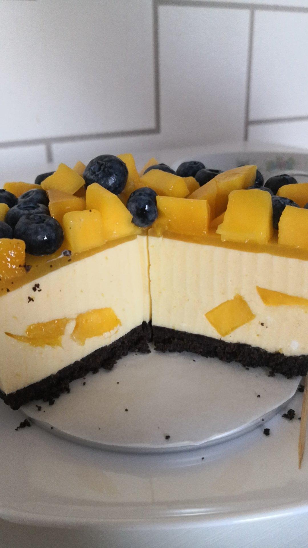 下厨房用户eo05a做的芒果慕斯蛋糕六寸