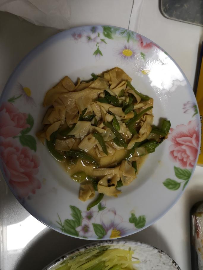 青椒炒干豆腐