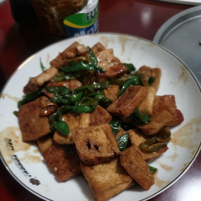 青椒炒豆腐