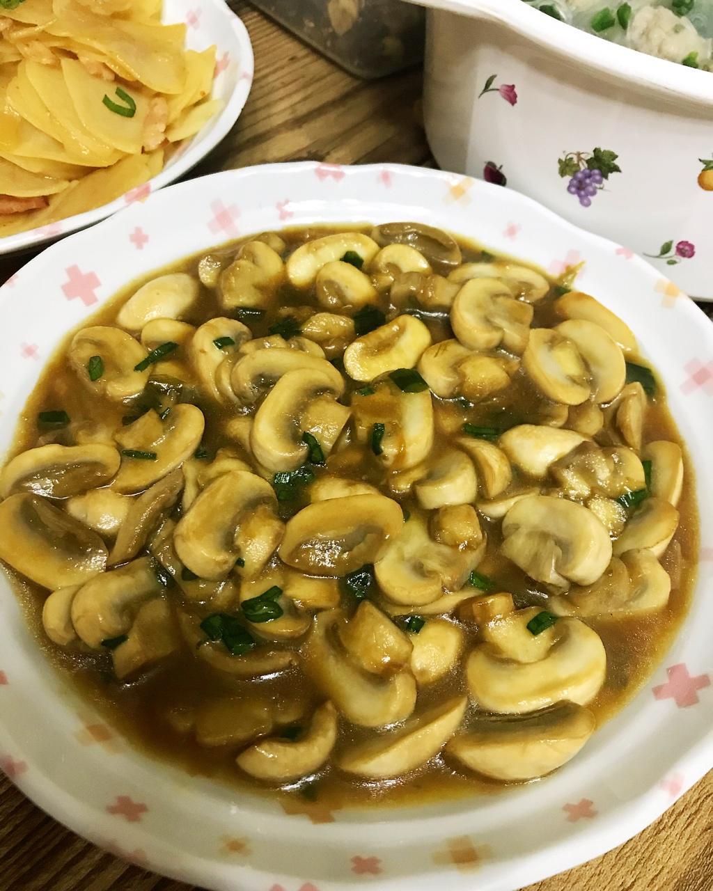 “鲜”美的简单快手菜——素炒鲜口蘑