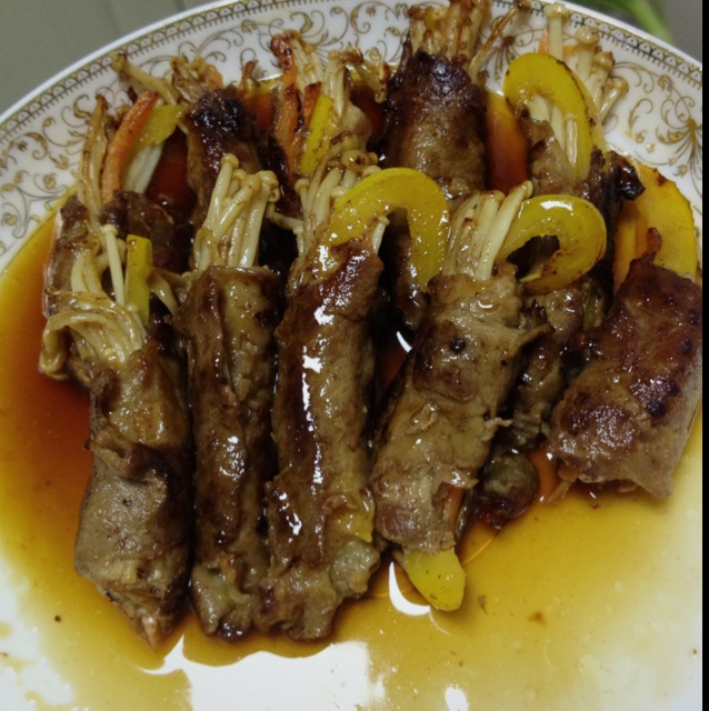 肥牛金针菇卷