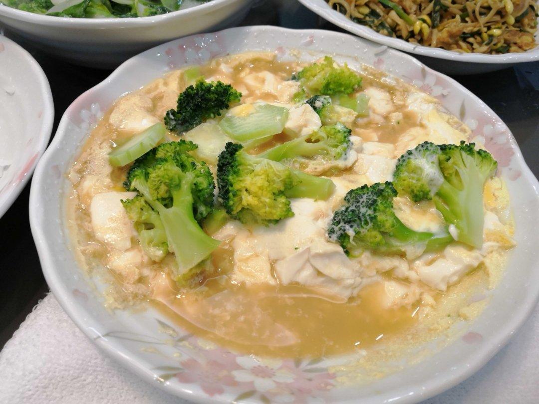 五分钟鸡蛋豆腐羹（附盒装豆腐脱模大法！）