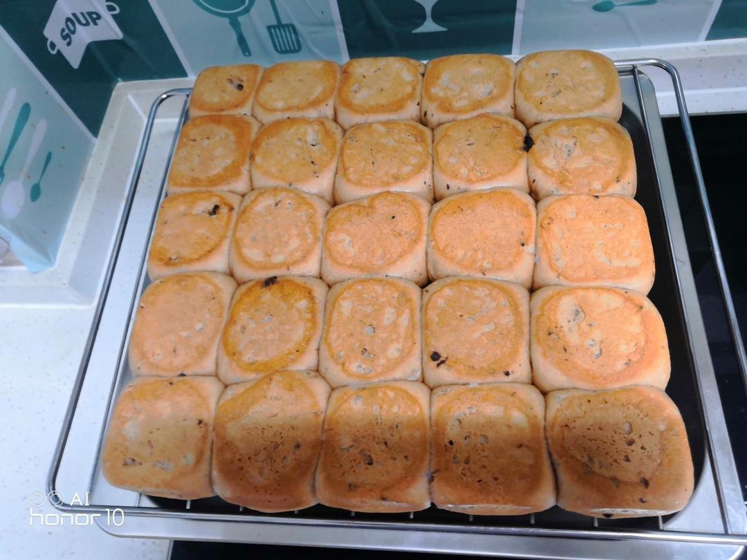 椰子油蜂蜜牛奶小餐包（中筋面粉）