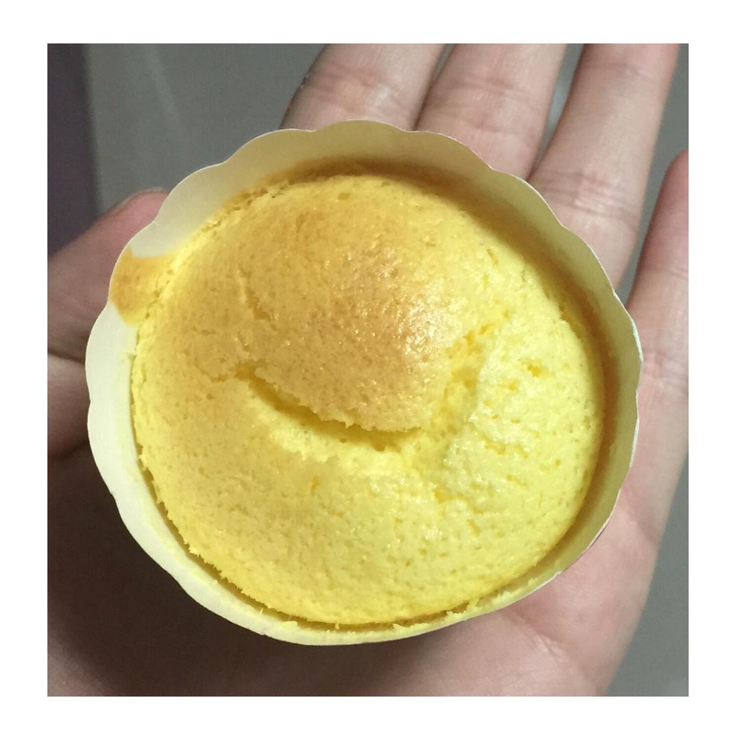 消耗淡奶油之作——淡奶油小蛋糕