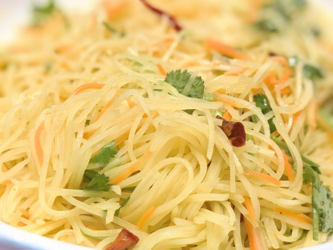 凉拌酸辣土豆丝