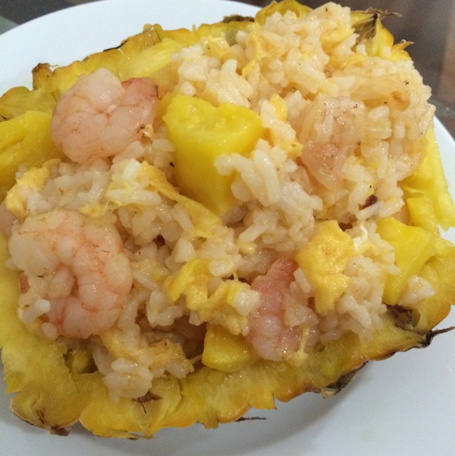 虾仁菠萝炒饭
