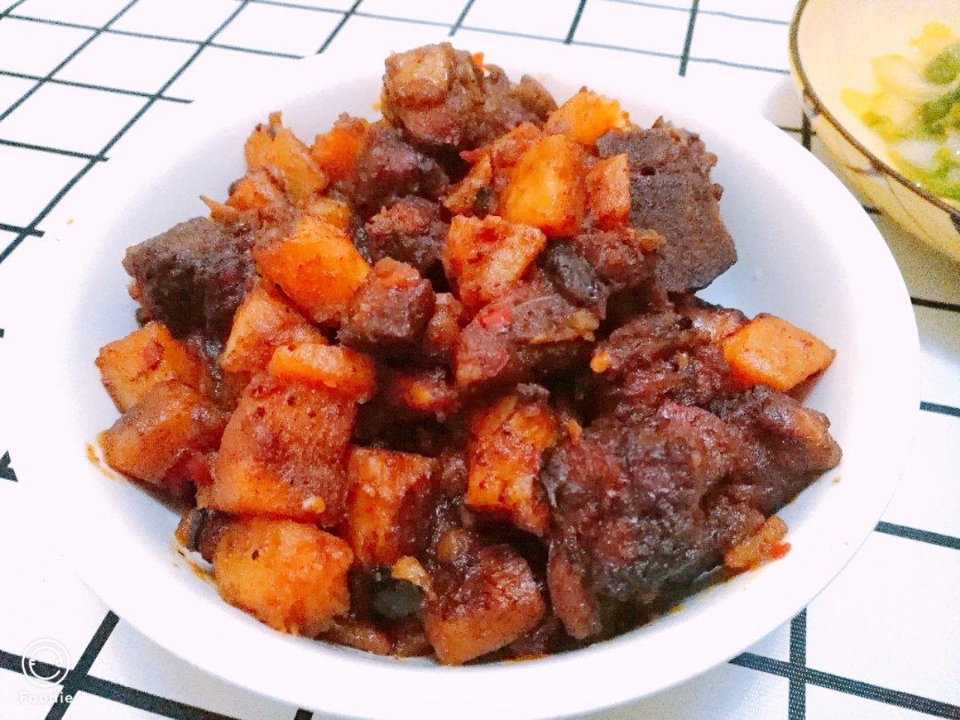 红烧土豆排骨