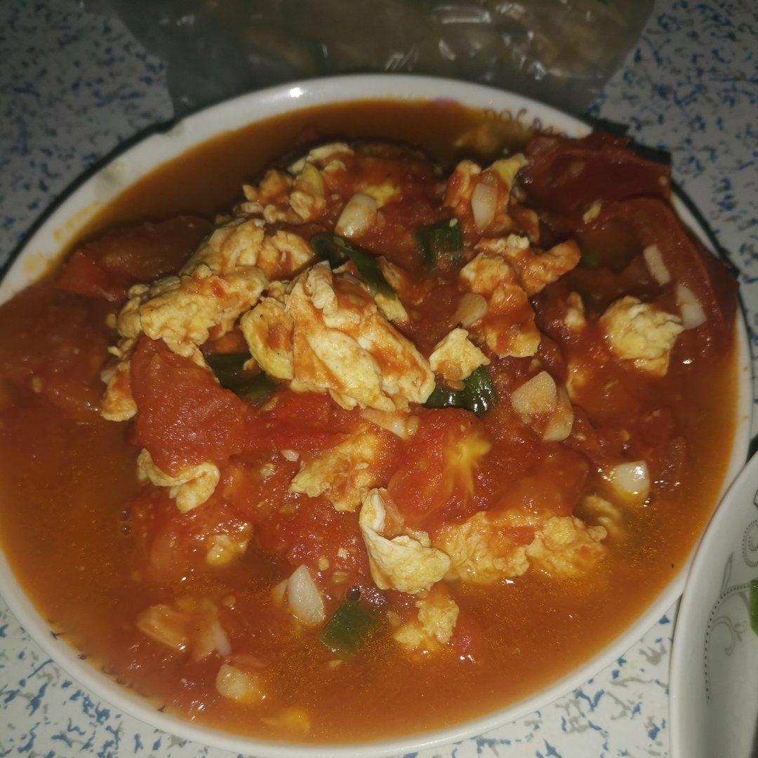 番茄炒鸡蛋（超浓的番茄味）