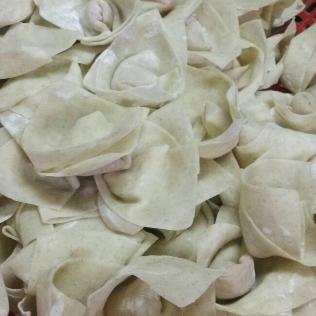 元宝馄饨的包法