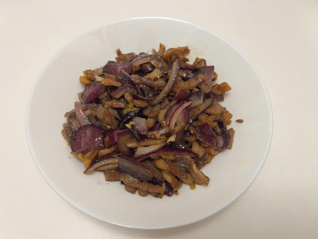 洋葱炒肉（宝宝爱吃）