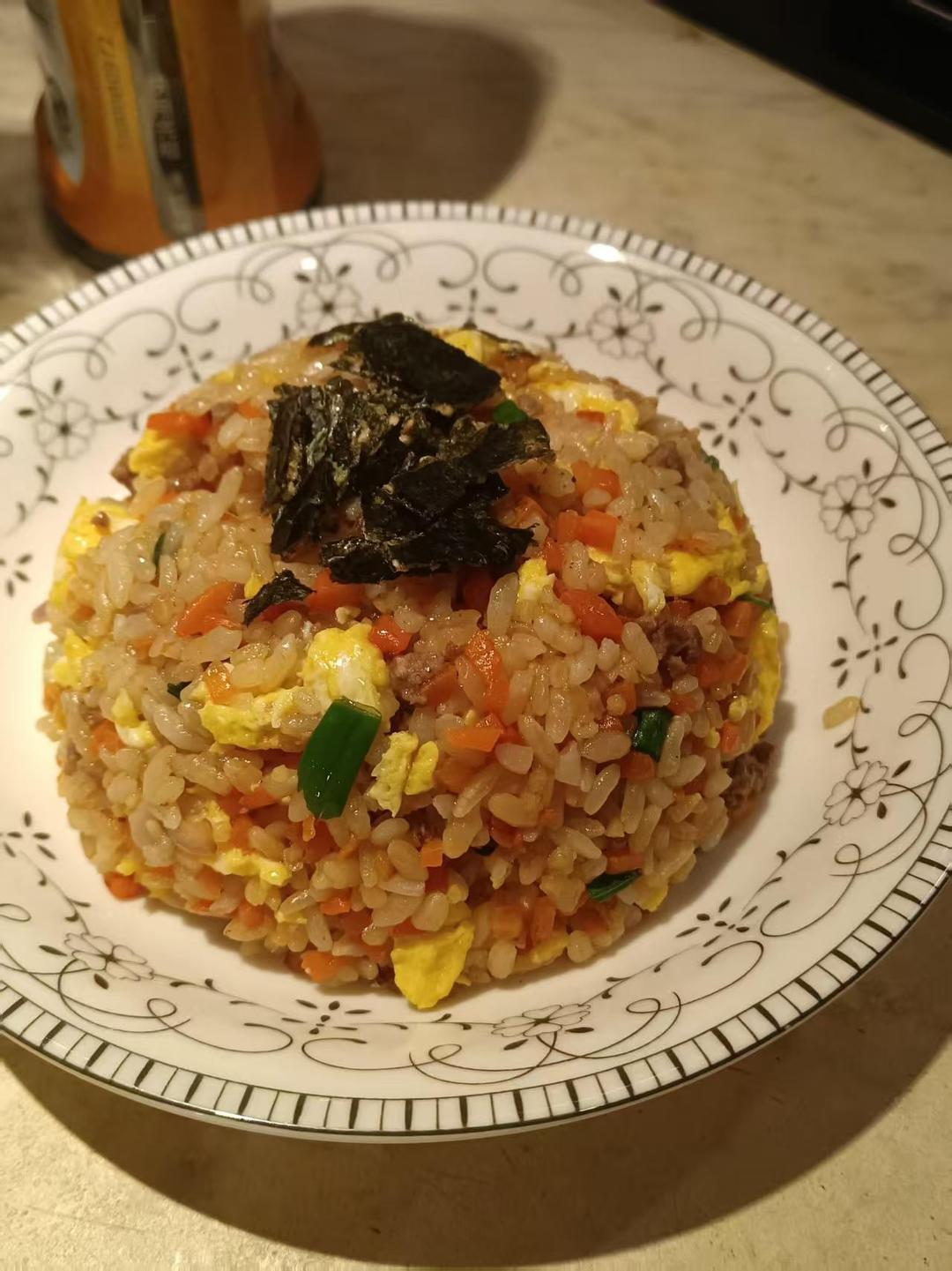 重生之我在酱油炒饭里加了牛肉