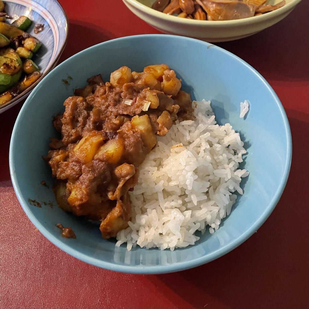土豆肥牛饭