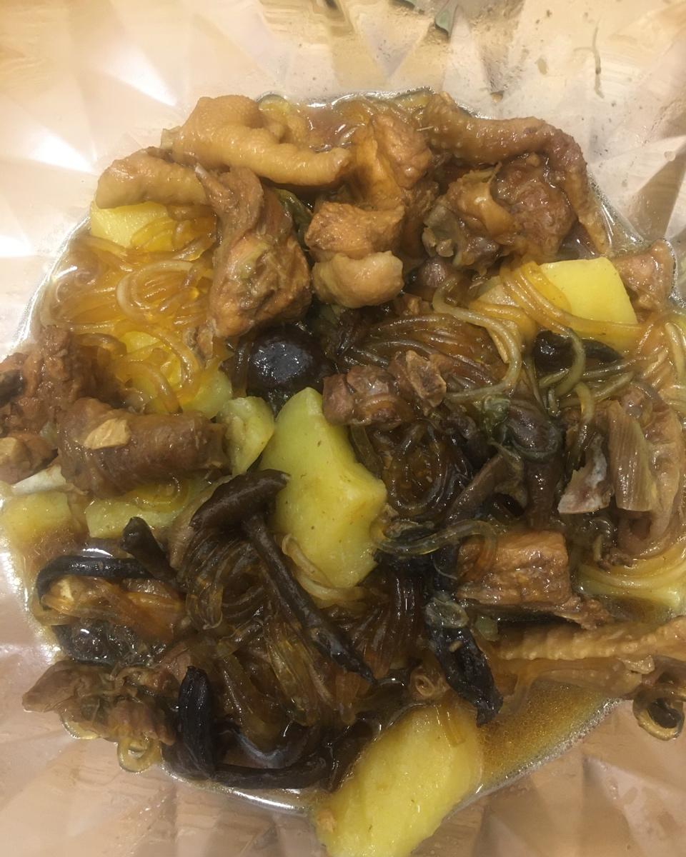 小鸡炖蘑菇