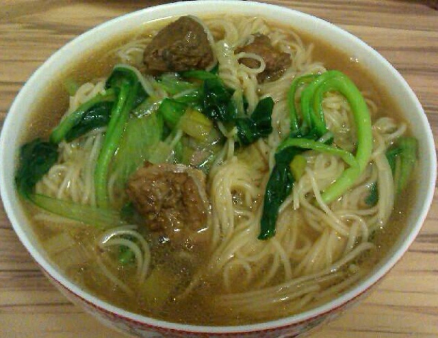红烧排骨面