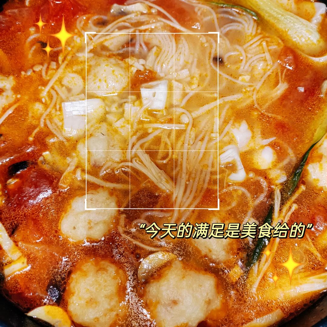 轻松自制虾滑番茄煲，鲜而不咸，一口爆汁！