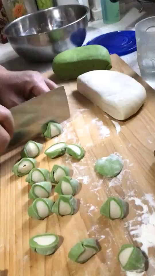翡翠白菜饺