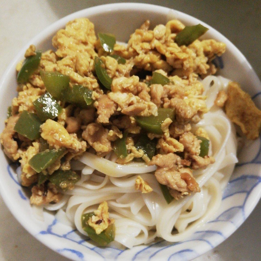 青椒/尖椒鸡蛋打卤面