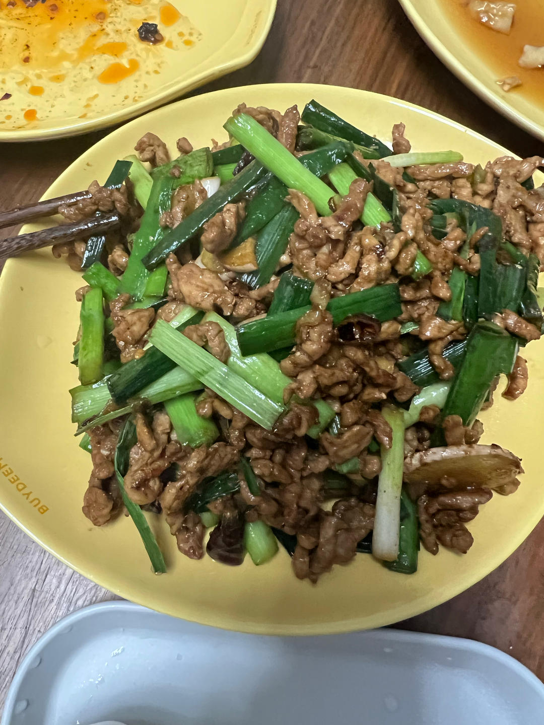 蒜苗炒肉